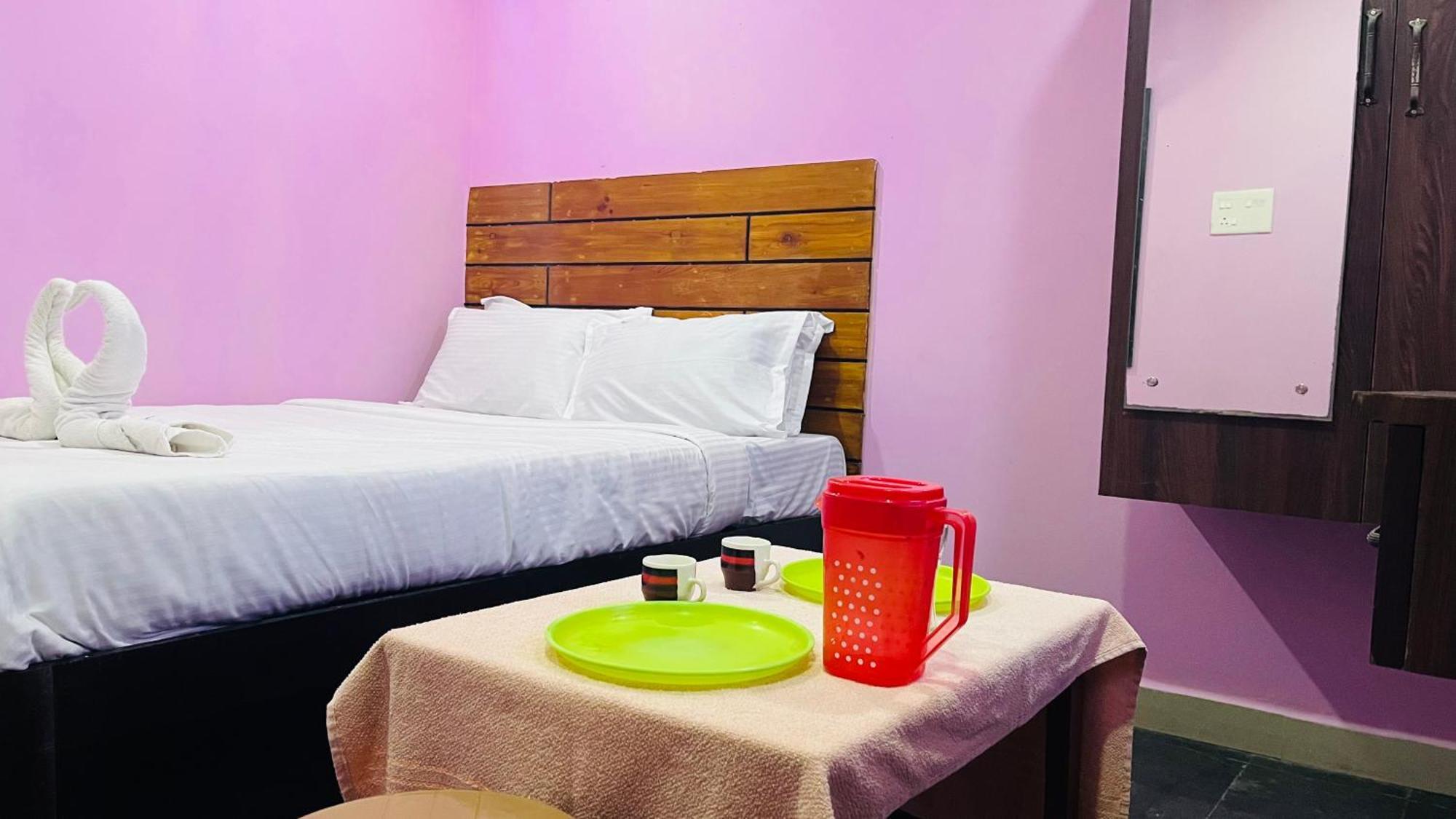 Skyway Rooms Pondicherry Exterior photo